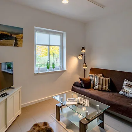 Hof Garz Kraeutergarten Apartman Poseritz